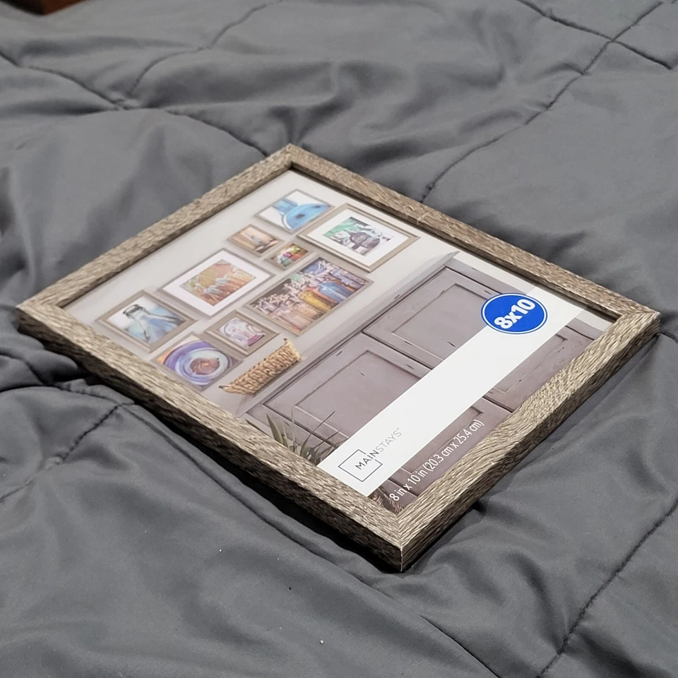 Marco de fotos marrón clásico Mainstays (8 × 10) Foto 3 de 4