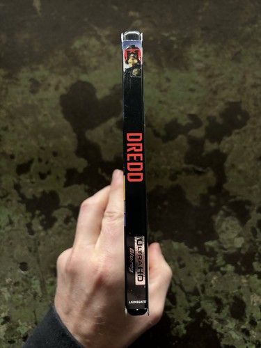 Dredd (2012) 4K UHD + Blu-ray w/ OOP Slipcover - Picture 3 of 5