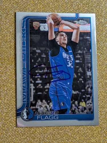 New Listing2025 Topps Chrome Cooper Flagg Autographed Signed RC #251 Mavs Rookie