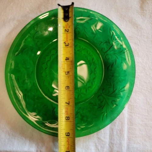 forest green sandwich glass 9 inch plates