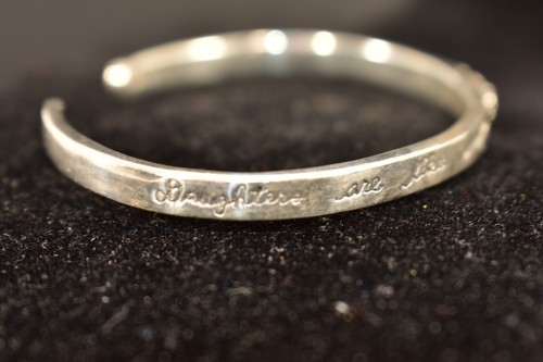 " RARE " STERLING SILVER BRACELET WITH ENGRAVED SAYING TO YOUR DAUGHTER - Picture 3 of 7