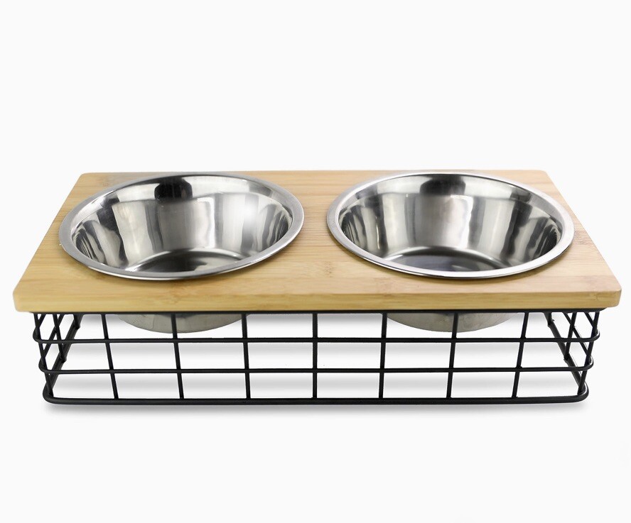 Elevated Pet Feeder