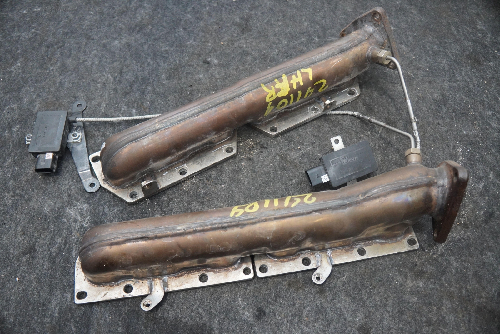 Set 2 Exhaust Manifold Header Pipe 07C253017AC Bentley Flying Spur 2006-13+ GT