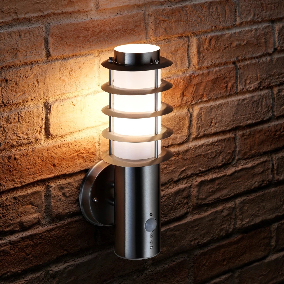 Auraglow Chrome PIR Infrared Motion Sensor Detector Outdoor LED