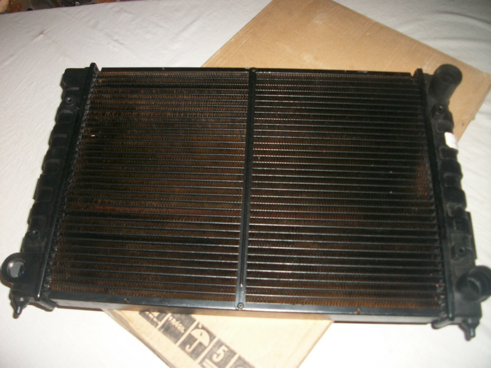 Radiateur moteur AVA VW2047 thermique pour Golf II et Corrado