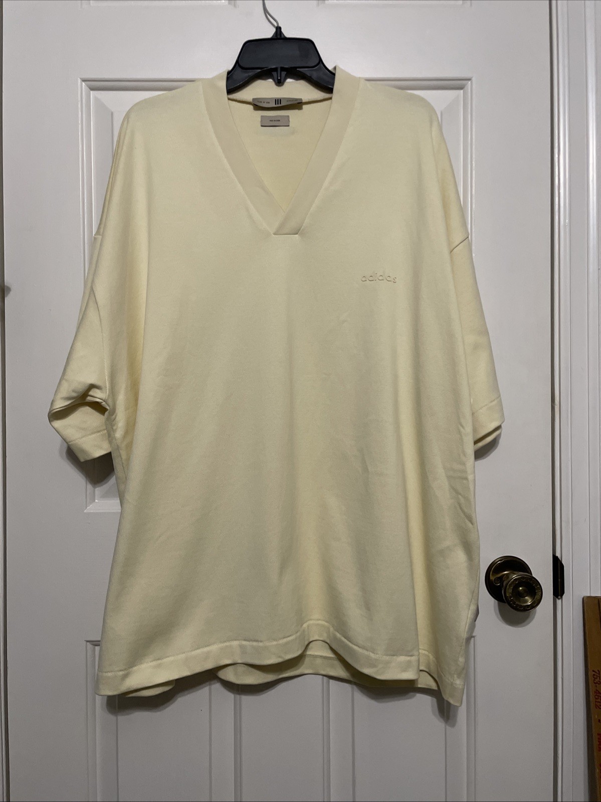 NWT ADIDAS X FEAR OF GOD ATHLETICS V TEE T-SHIRT IS8735 SIZE Large Heavy Knit thumbnail 2