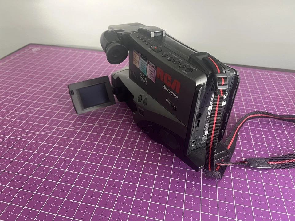 (Near Mint) RCA AutoShot VHS Recorder - Image 2 of 4