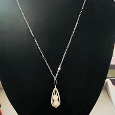 Vintage Sterling Silver Caged Pearl 18 Pendant Necklace