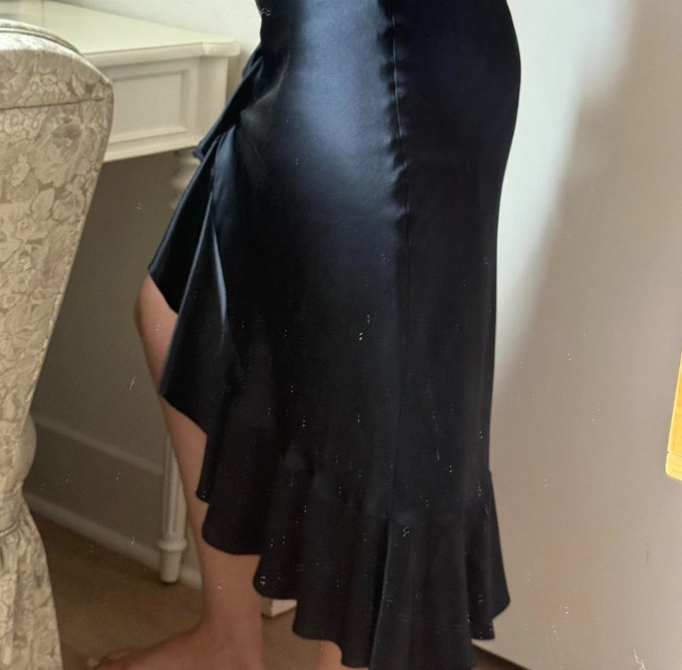 Saia preta romântica 100% seda preta tamanho 4 estilo envoltório babados silhueta - Imagem 3 de 4