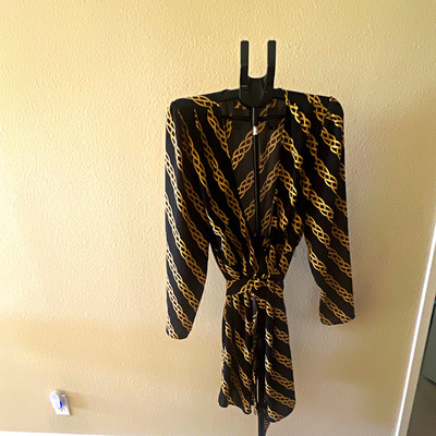 Forever 21+ Women s Plus 3X Black/Gold Geometric V-Neck Belted Wrap Dress