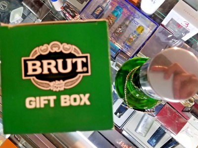 BRUT GIFT BOX HUGE ORIGINAL Cologne 25.6 fl oz / 757 ml for