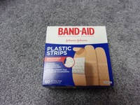 Band Aid Plastic Strip Bandages - 60 All In One Sizes - Lot Of 3 Band Aid Plastic Strip Bandages - 60 All In One Sizes - Lot Of 3