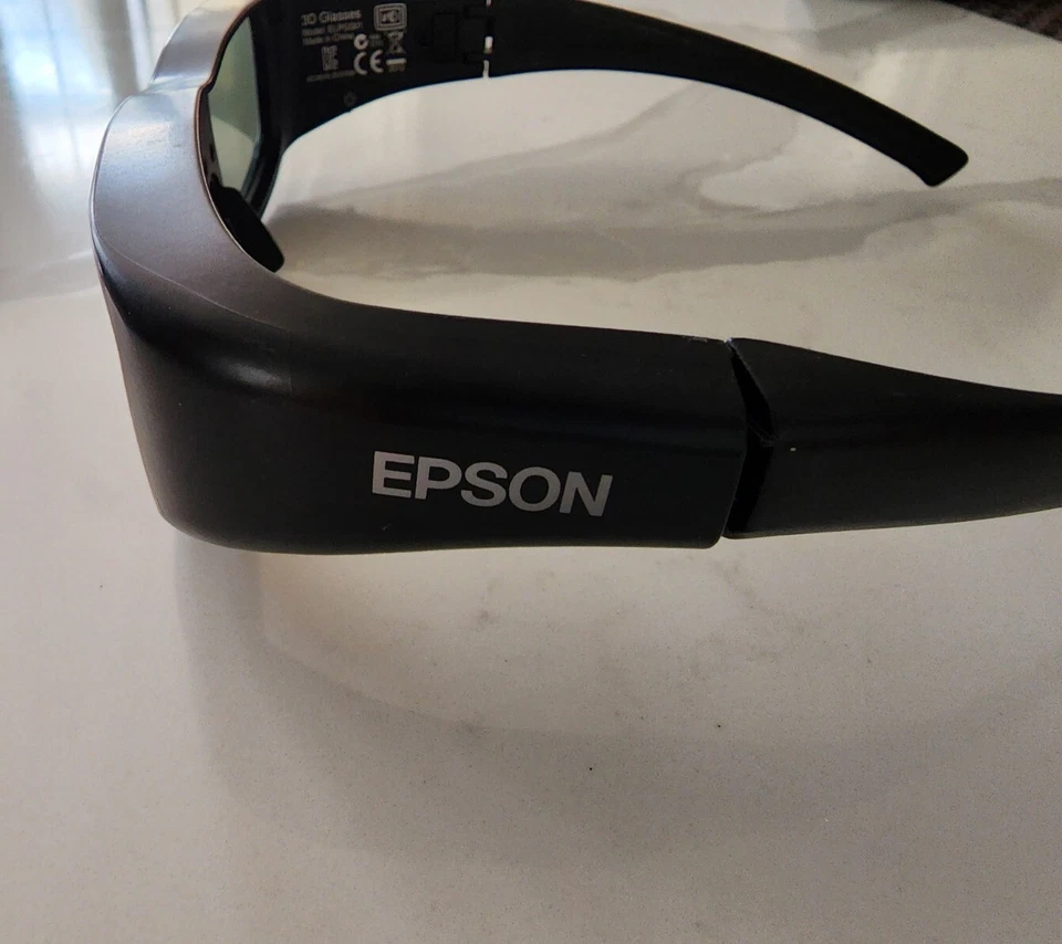 EPSON 3D GLASSES (ACTIVE, IR)- ELPGS01  1 Unit  glasses . Excellent  used once . - Image 3 of 4