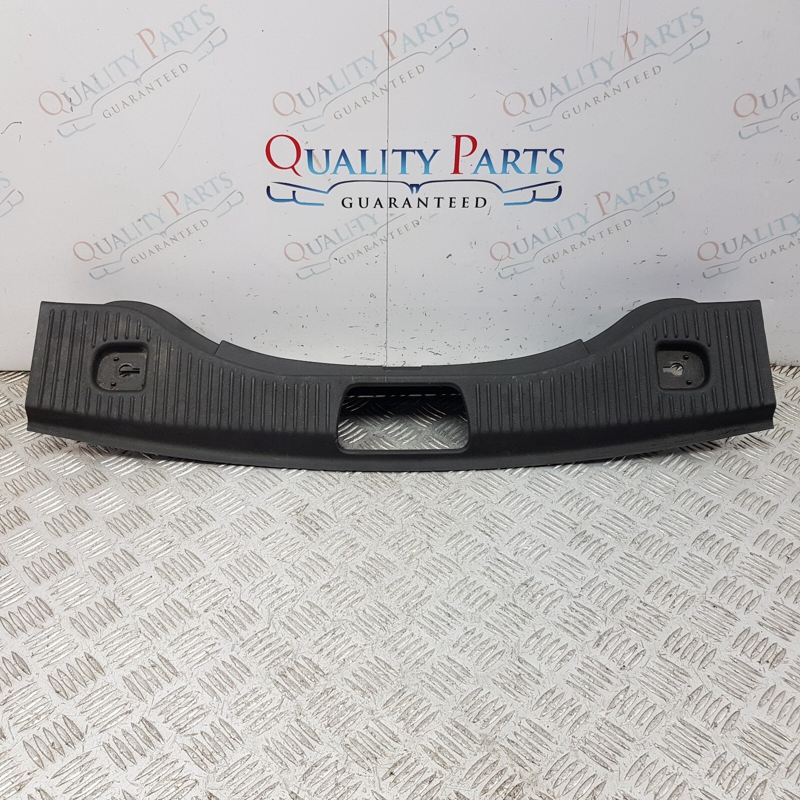 VAUXHALL MOKKA MK1 BOOT LID TAILGATE SILL LOCK TRIM 2013 96969565 