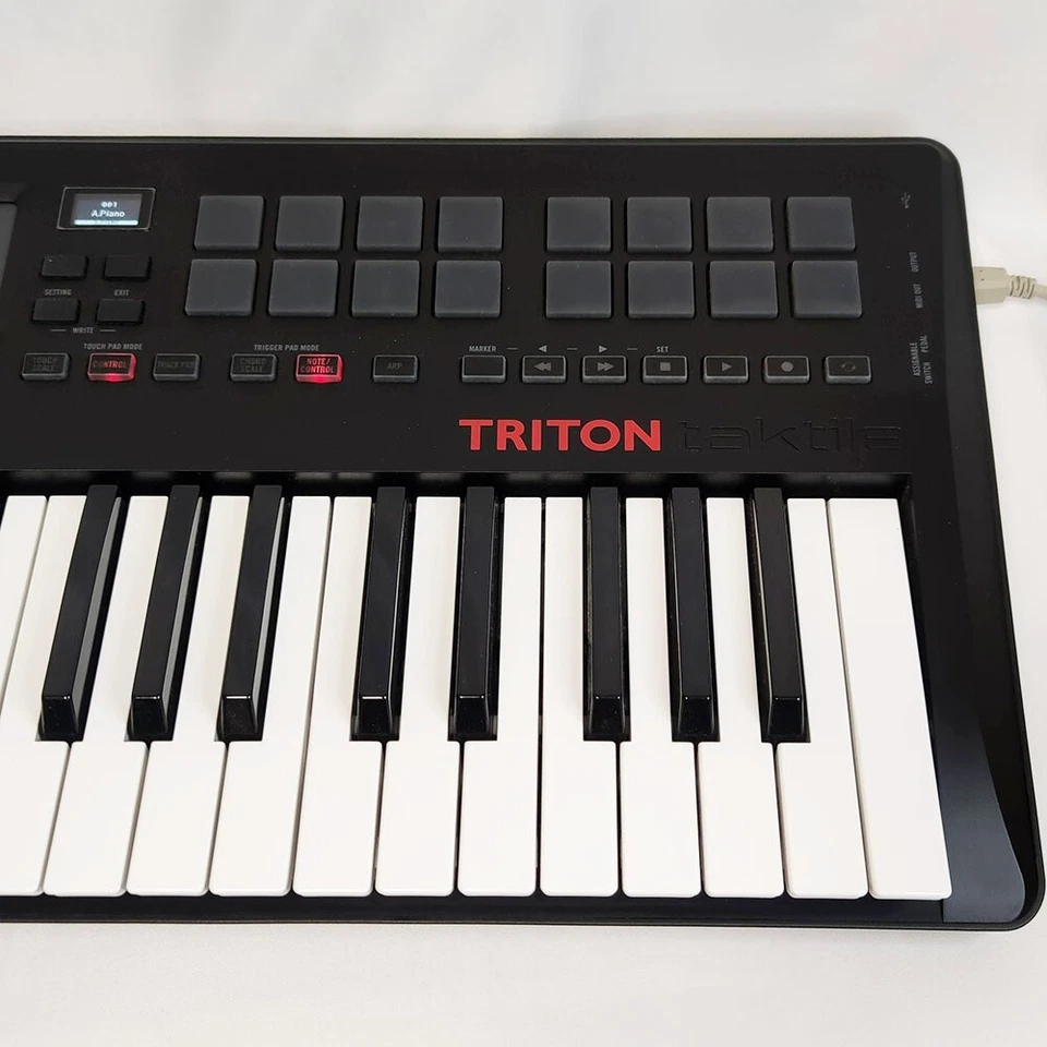 KORG  TRITON  taktile 49 TRTK-49 keyboard synthesizer Controller Working F/S - Image 4 of 4