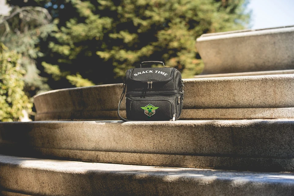 Bolsa de almuerzo Star Wars Mandalorian Grogu Pranzo, lonchera aislada con utensilios... Foto 3 de 4