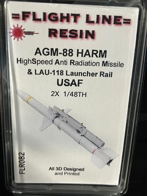 Flight Line Resin FLR082 1/48 AGM-88 HARM Missile (2) with LAU-118 Rail (USAF)