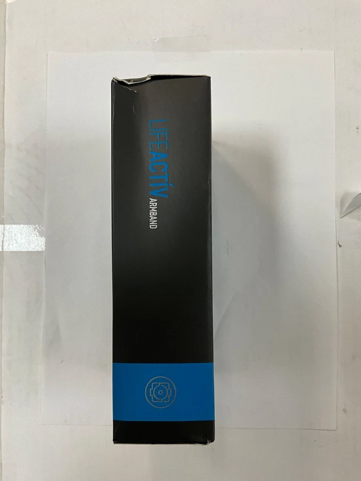 Lifeproof LIFEACTÍV Armband with QuickMount  - Black - Image 4 of 4