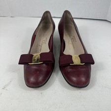Salvatore Ferragamo Vara Low Heel Pumps Sz 7.5 B Burgundy Leather Bow Italy VTG