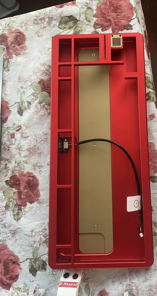 KBDfans GT-80 Case Anodized Red & Glorious White Coiled Cable - Image 2 of 3