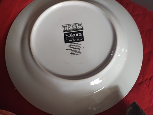 Debbie Mumm Snowman 8" Ceramic Plate Sakura Stoneware by Oneida Cottagecore - Picture 2 of 4