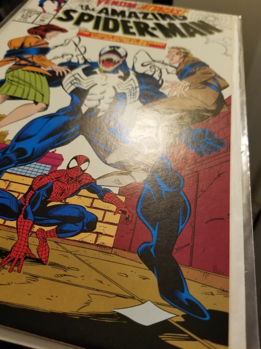 AMAZING SPIDERMAN #374 9.4 (NM) VENOM ATTACKS! UNREAD ONE OWNER