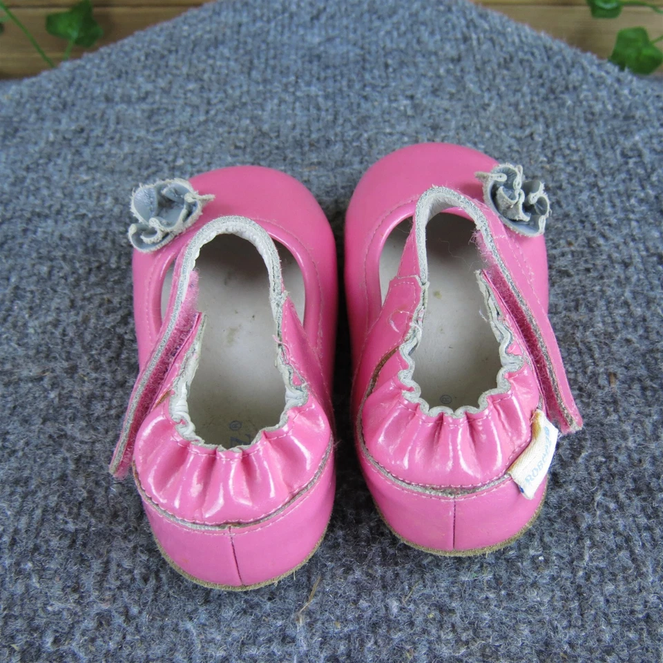 Gancho y bucle de charol rosa mediano Robeez Girls Mary Jane talla T 5 Foto 4 de 4