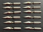 12 brand new feathers - cemented departmental - no. 2552 - blanzy france