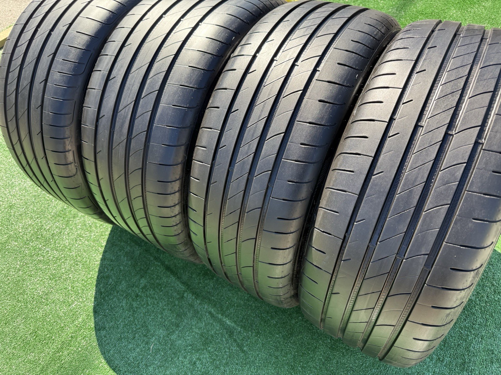 CARBON FIBER ROLLS ROYCE WHEELS GHOST OEM FACTORY ULTRA RARE FACTORY SET 4