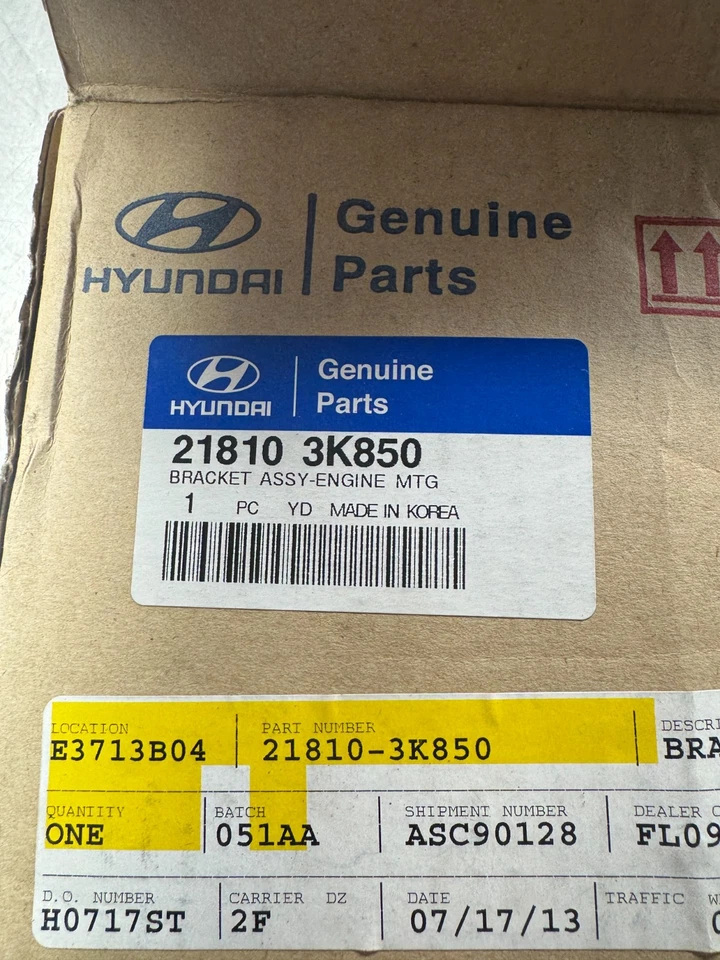 Montaje de motor genuino negro OEM 21810 3K850 Hyundai Sonata 05-10 3,3 L 2,0 L Foto 2 de 3