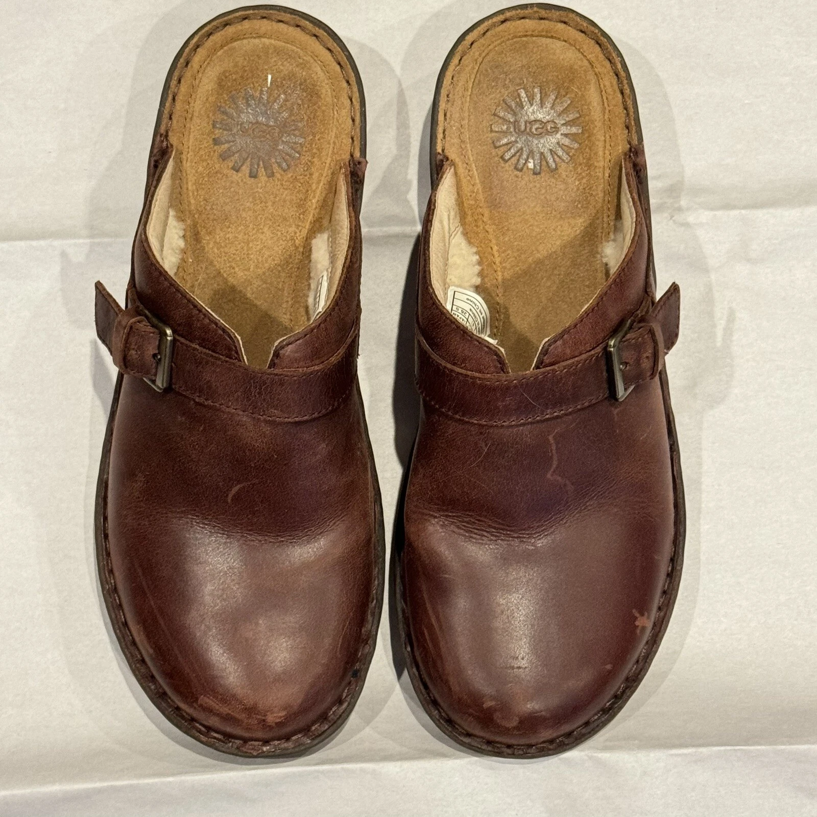 UGG Australia Livia zoccoli in pelle marrone scarpe mules donna taglia 10 SN1003333