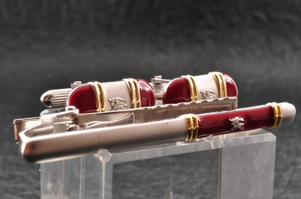 Near mint "Burberry" cufflinks and tie clip silver and red color with brand box. - Image 4 of 4