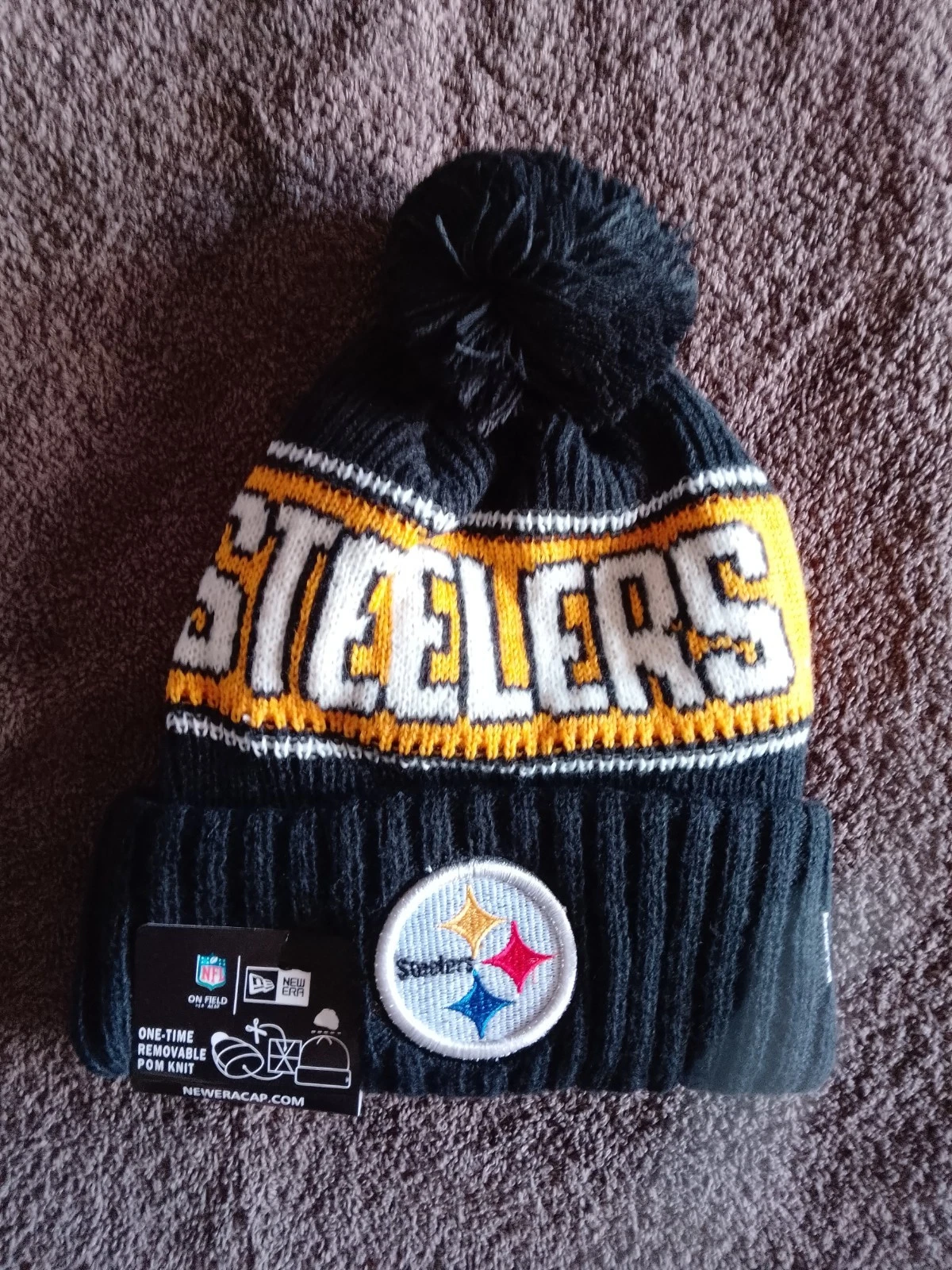 Pittsburgh Steelers NFL Bobble Hat Multicoloured. New With Tag Still On