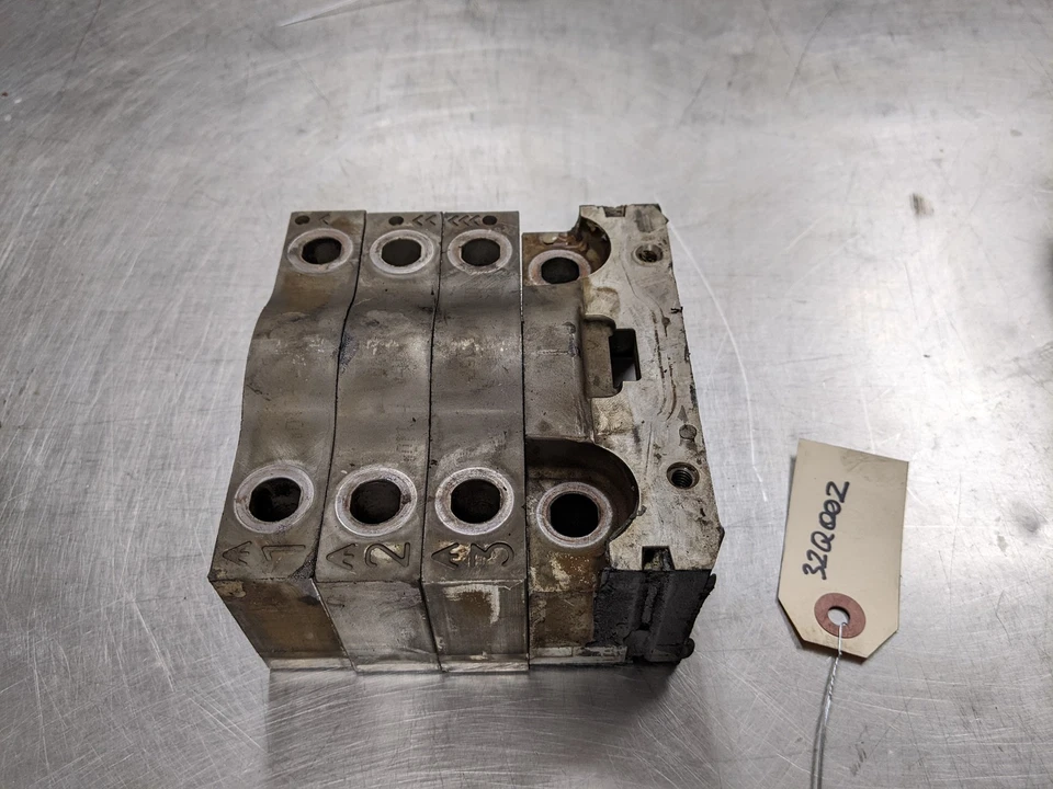 Tapas principales bloque motor desde 1995 Buick LeSabre 3.8 Foto 2 de 4