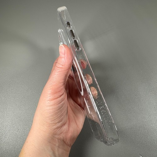 Funda para iPhone 16 Pro Max - Luminosa Transparente con Botones Metálicos | Magnética | MagEasy - Imagen 7 de 18