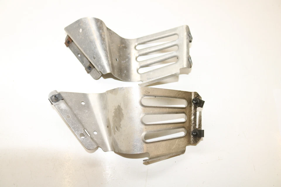 Arctic Cat Zr 5000 Lxr 2015 soporte para pie delantero derecho izquierdo reposapiés reposapiés bien Foto 3 de 4