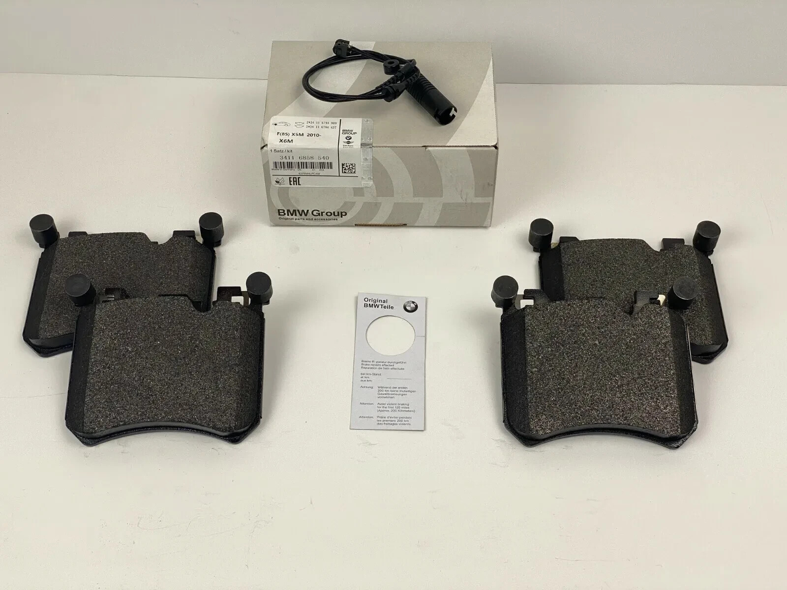 Rolls Royce Ghost, Wraith & Dawn Front Brake Pad Kit - Genuine