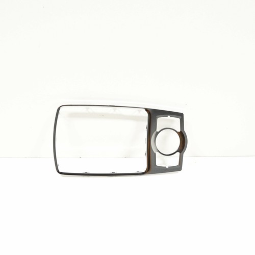 Cadre Console Centrale MMI Audi Q7 2006-2015 - Argent, Référence 4L0864260A, Neuf