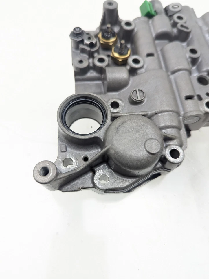 2007-2011 LEXUS GS450H Transmission Valve Body OEM - Image 4 of 4