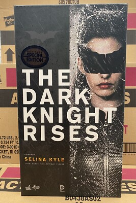 Hot Toys MMS188 CATWOMAN SELINA KYLE The Dark Knight Rises Special Edition USED