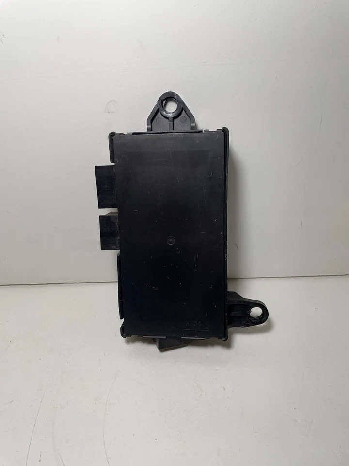 2000-2005 Lesabre Bonneville Aurora Left Rear Door Module OEM. 25654368 - Image 2 of 4