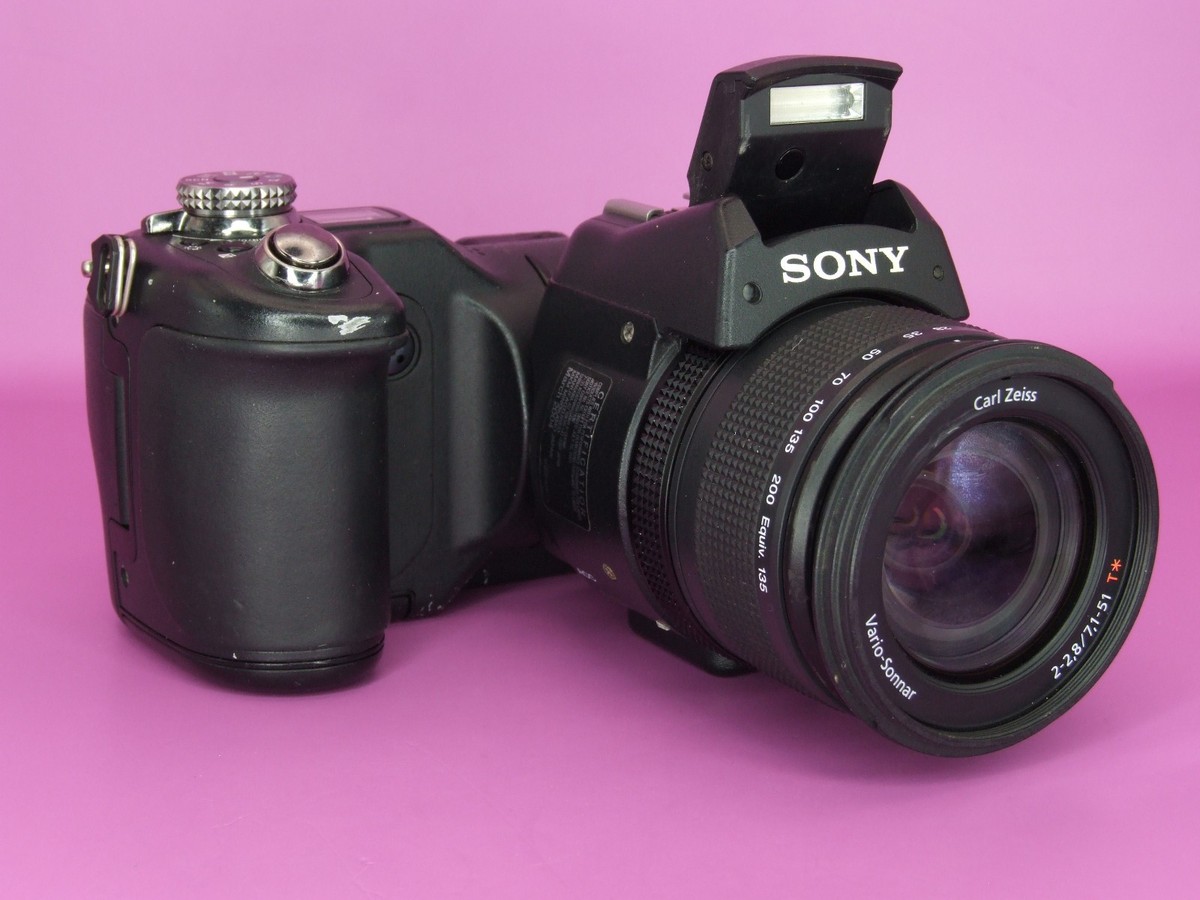 Sony Cyber-shot DSC-F828 8.0MP Digital Camera - Black for sale