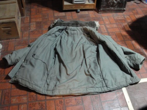 Arctic Parka green size large good condition small stains image 3