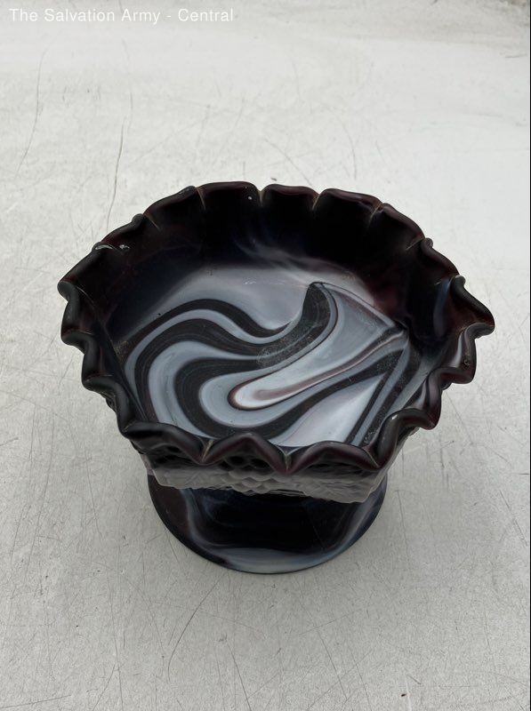 Imperial Glass Purple Grape Vine Amethyst Ruffled Edge Candy Dish