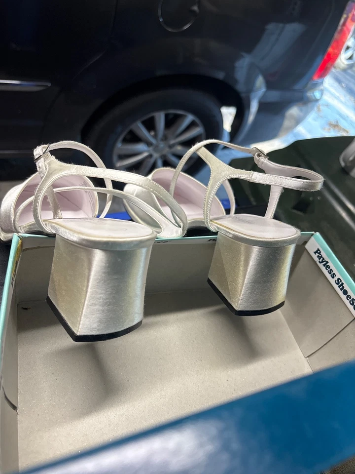 Женщин белый на танкетке крест ремень вересковый атласный Dyelights каблуки размер 10 - Изображение 4 из 4