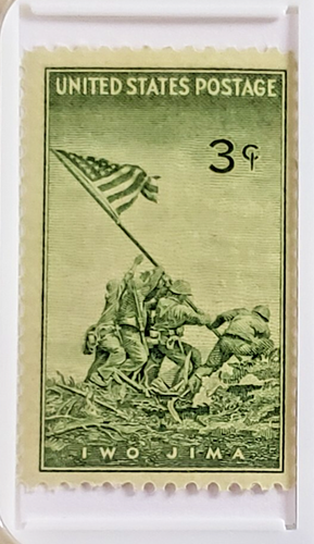 2005-P - U. S. Marines Commemorative - Silver Dollar with Stamp - Very Nice! W5 - Picture 2 of 12