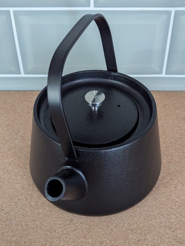 New Brabantia Cast Iron Tea Kettle Pot & 2 Cups. Loose Leaf/Herbal/Japan/Kitchen - Picture 4 of 14