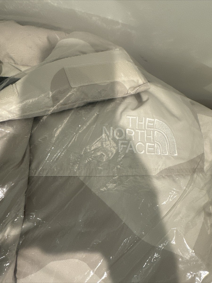 NEW KAWS x The North Face Retro 1994 Himalayan Parka NEW KAWS x The North Face Retro 1994 Himalayan Parka