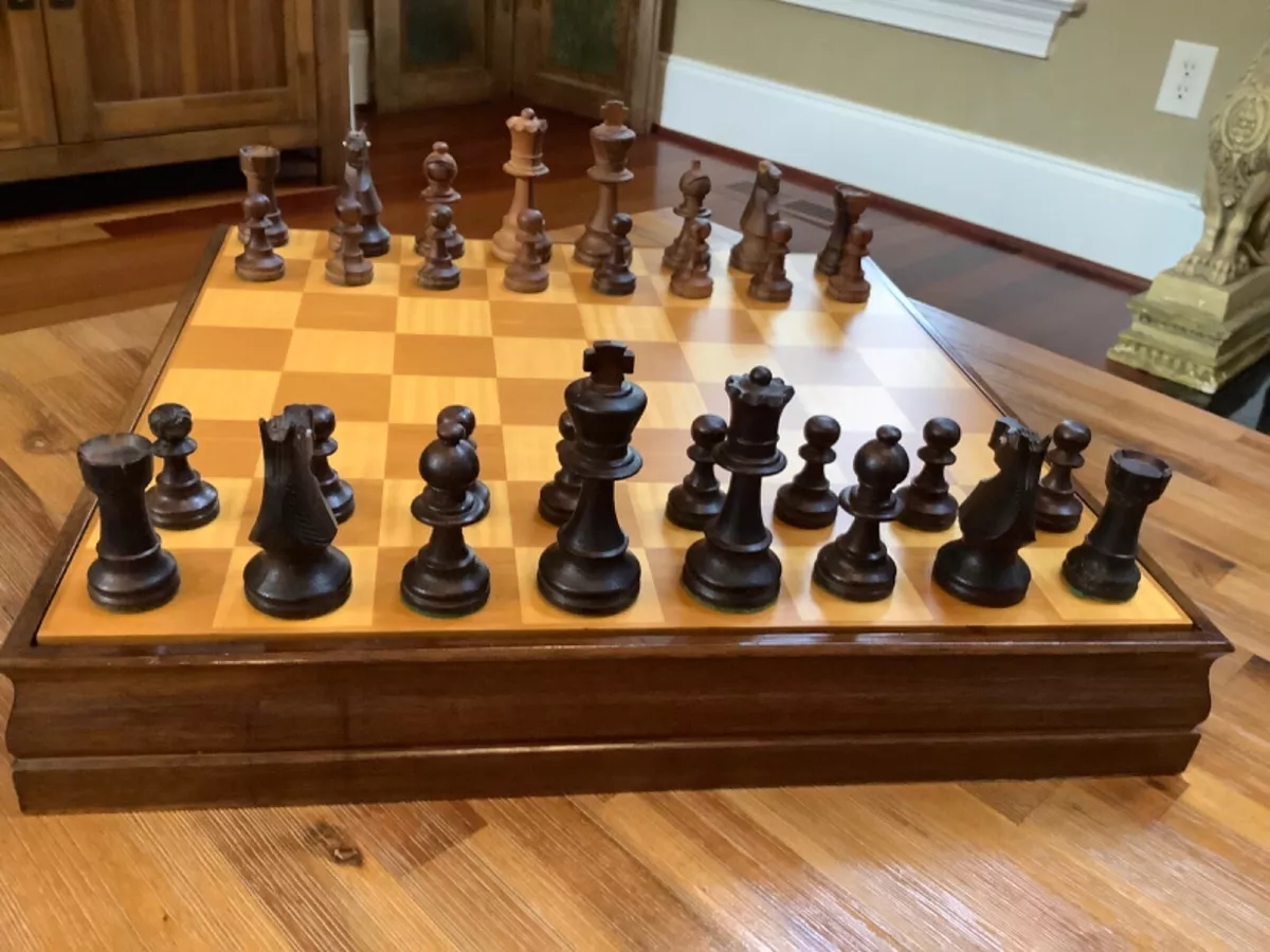 15 Inch Chess Set Antique Walnut – Kaoori Chess