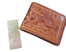 Vintage Hand-Tooled Men’s Leather Bifold Wallet House Floral Design Made Mexico
